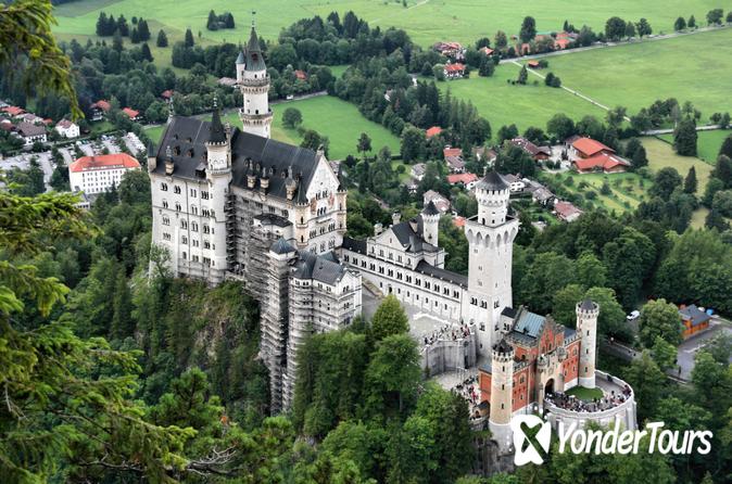 Royal Castles of Neuschwanstein and Linderhof Day Tour from Munich (2024)